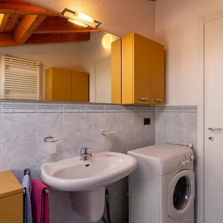 Serenella By Interhome Gravedona